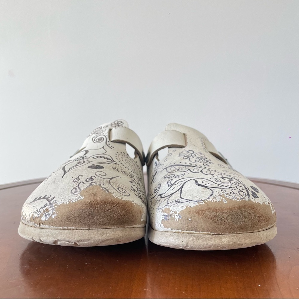 Birkenstock Women’s Floral Print White Leather Clog | EU 37 - Picture 2 of 7